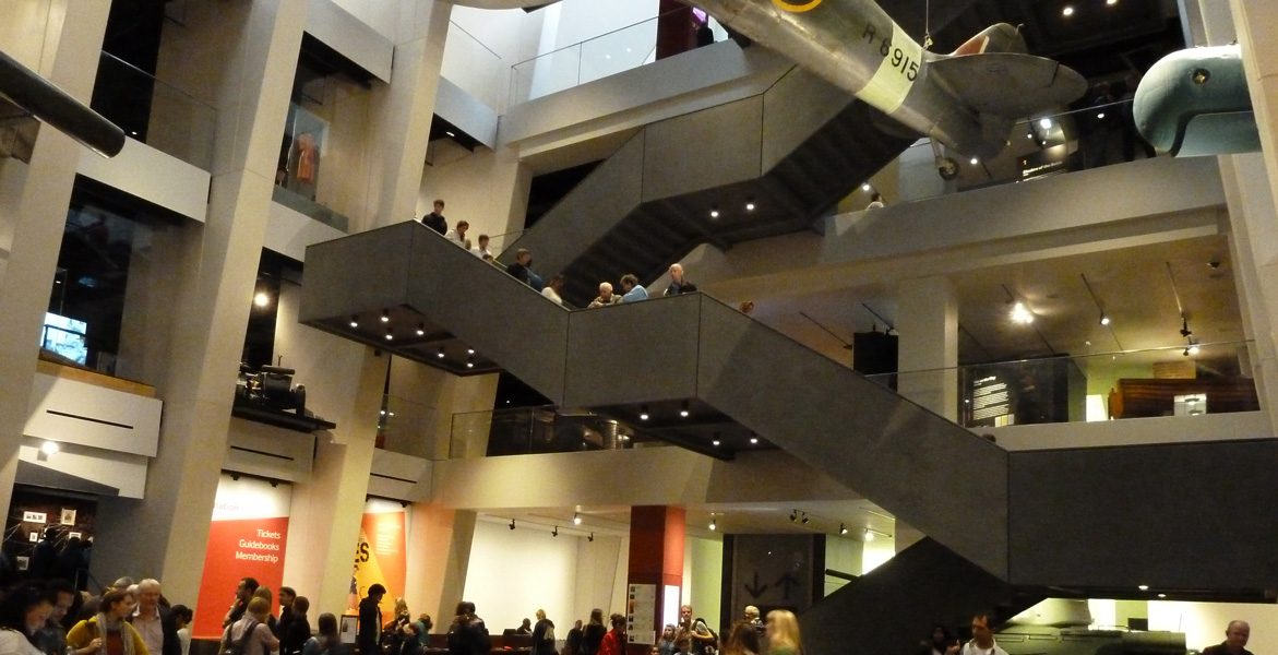 The cantilever stairs with CIVIC X102 downlighters